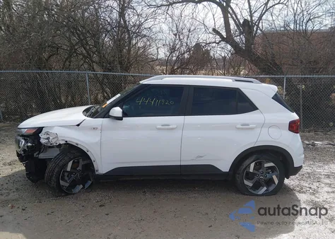 2021 Hyundai Venue Sel z USA, uszkodzony, nr VIN KMHRC8A3XMU077006